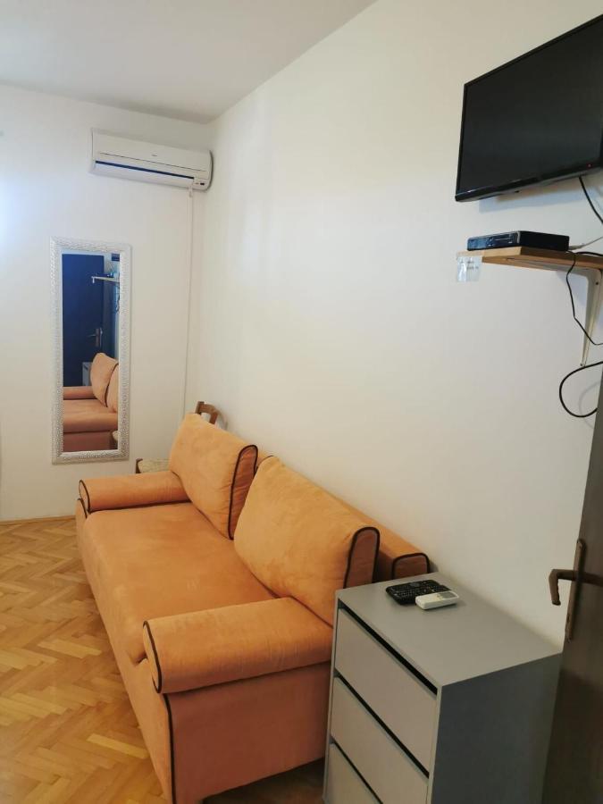 Apartments Sanja Povljana Esterno foto